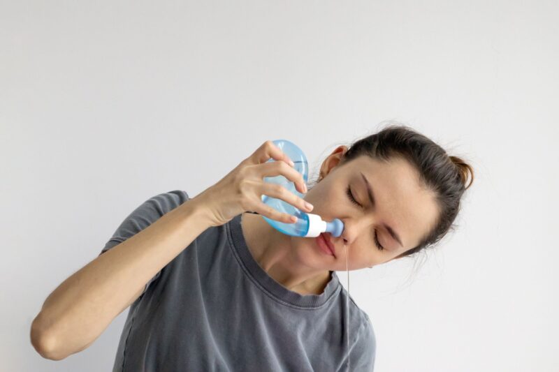 鼻づまり解消のための正しい鼻うがいのやり方